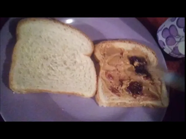 Tamers12345 show how to make the BEST PB&J sandwich